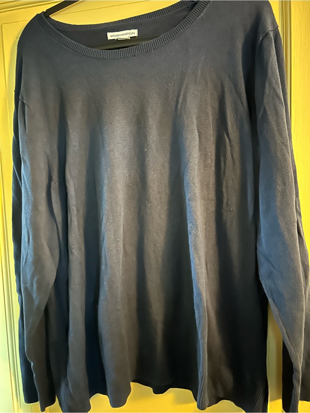 Amazon Essentials women’s Navy Blue Crewneck lightweight Sweater